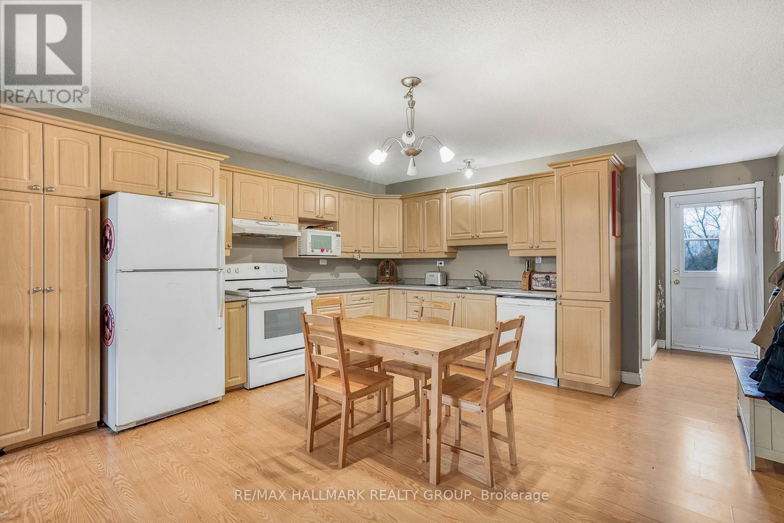 4837 County Road 14 Road, Hawkesbury, Ontario K0B 1P0 - Photo 7 - X12524726