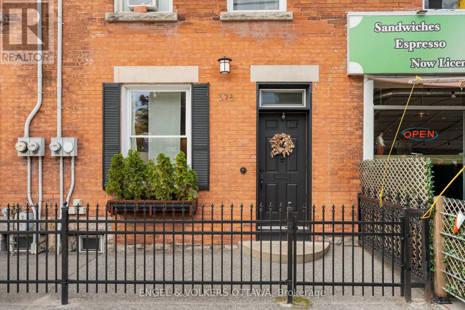 378-380 Booth Street, Ottawa, Ontario K1R 7K6 - Photo 3 - X12524762