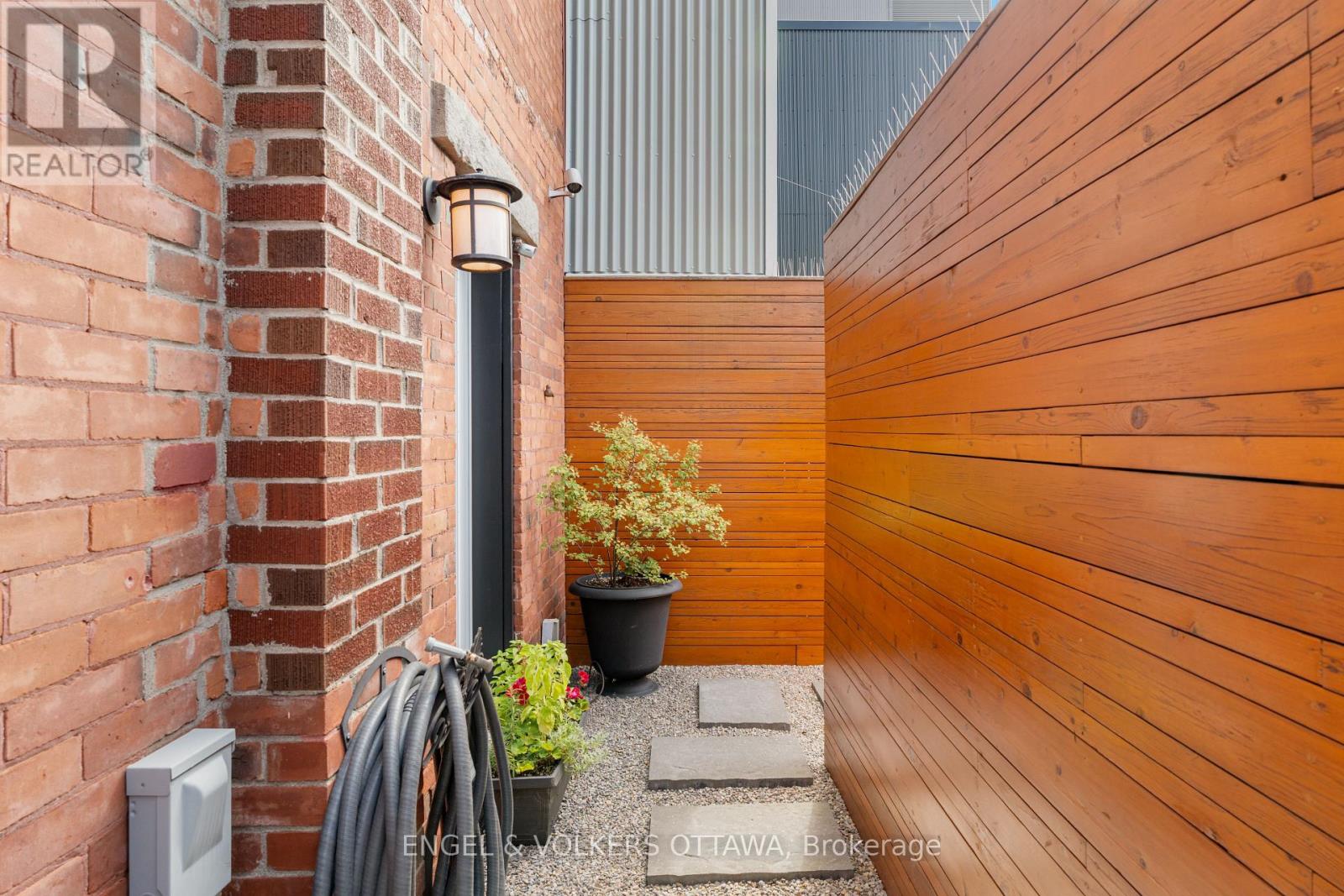 378-380 Booth Street, Ottawa, Ontario K1R 7K6 - Photo 46 - X12524762