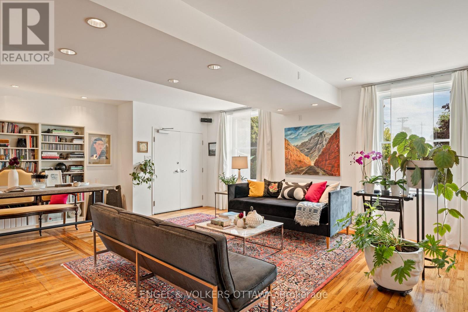 378-380 Booth Street, Ottawa, Ontario K1R 7K6 - Photo 9 - X12524762