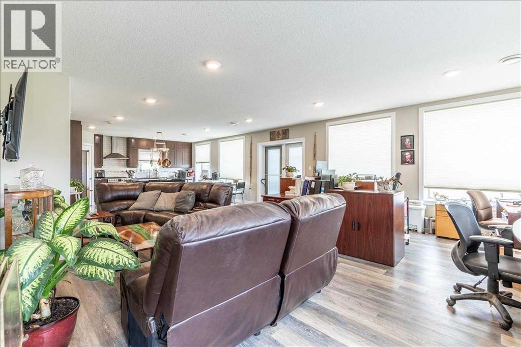 48322 Rge Road 275, Rural Leduc County, Alberta  T0C 0V0 - Photo 9 - A2269734