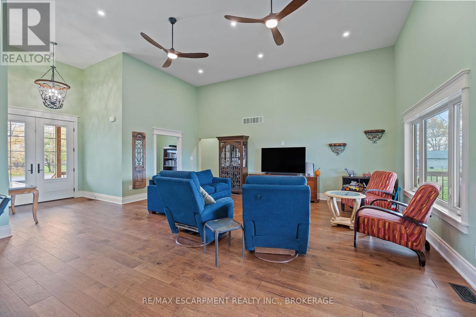 3809 Netherby Road, Fort Erie, Ontario L0S 1S0 - Photo 19 - X12524738