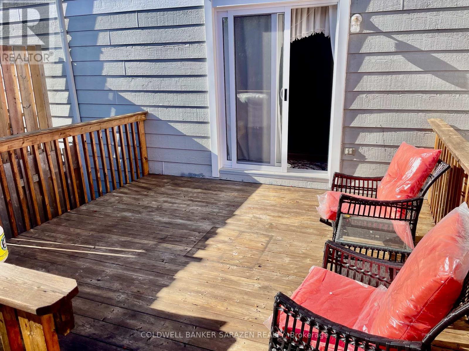 15 Sturbridge Private, Ottawa, Ontario K1T 3J6 - Photo 15 - X12430735