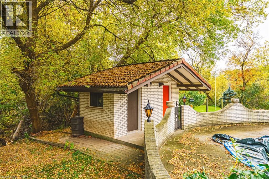 1751 Cheese Factory Road, Branchton, Ontario  N0B 1L0 - Photo 49 - 40784833