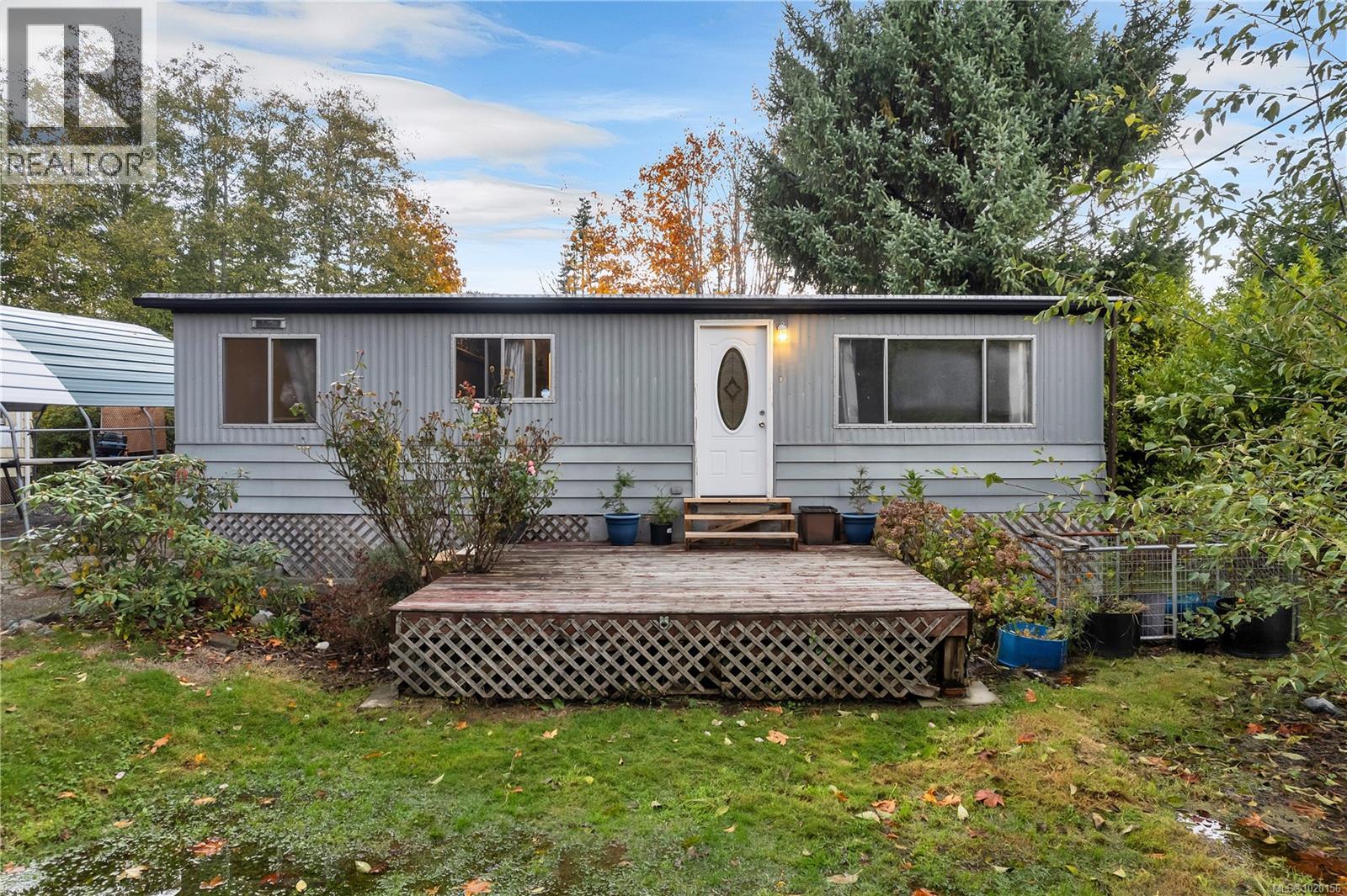 1760 Mcdonald Rd, Campbell River, British Columbia  V9W 5K1 - Photo 2 - 1020156