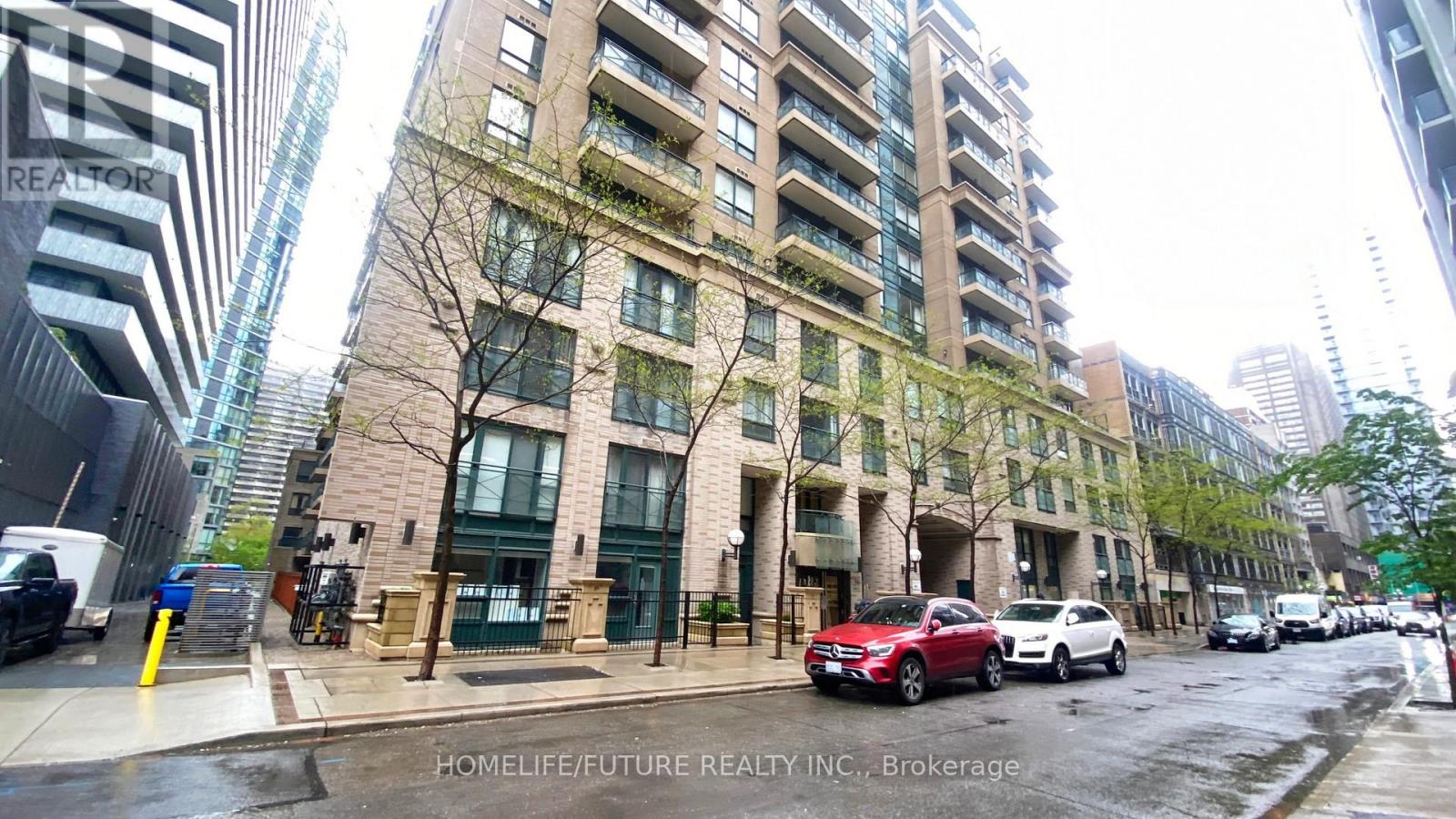207 - 35 Hayden Street, Toronto, Ontario  M4Y 3C3 - Photo 2 - C12524750