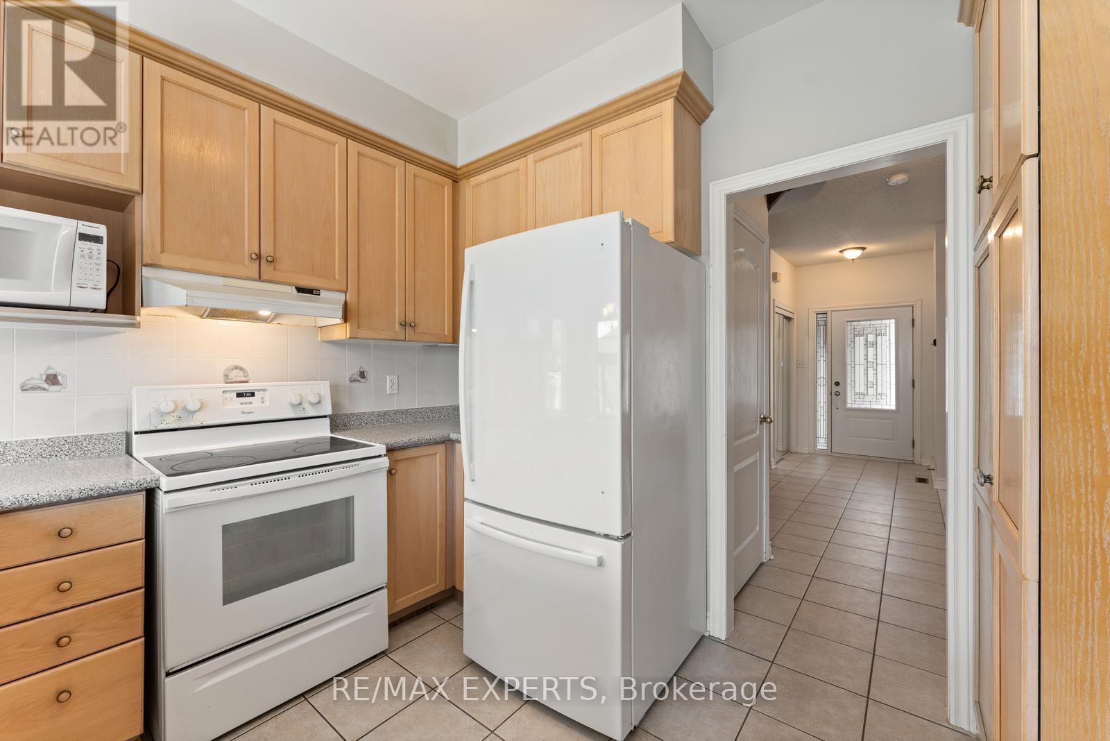 157 Cherokee Drive, Vaughan, Ontario  L6A 2M7 - Photo 17 - N12524724