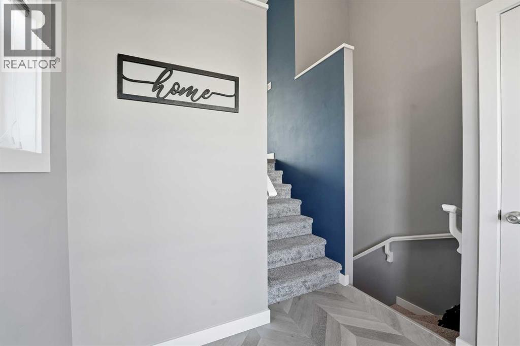 93 Eastpointe Drive, Blackfalds, Alberta  T4M 0B1 - Photo 5 - A2268419