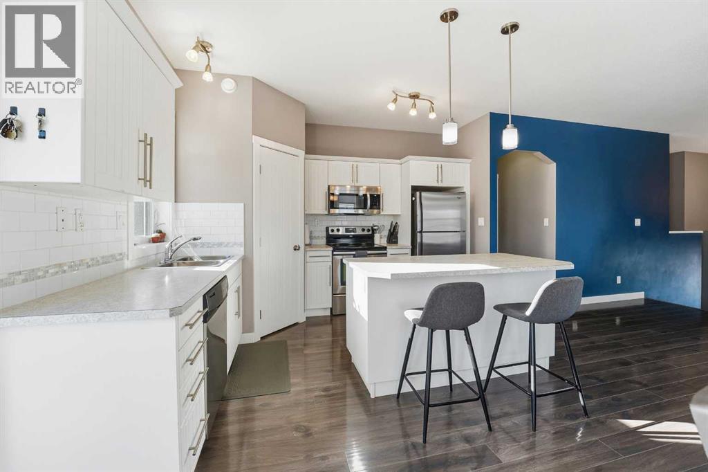 93 Eastpointe Drive, Blackfalds, Alberta  T4M 0B1 - Photo 13 - A2268419