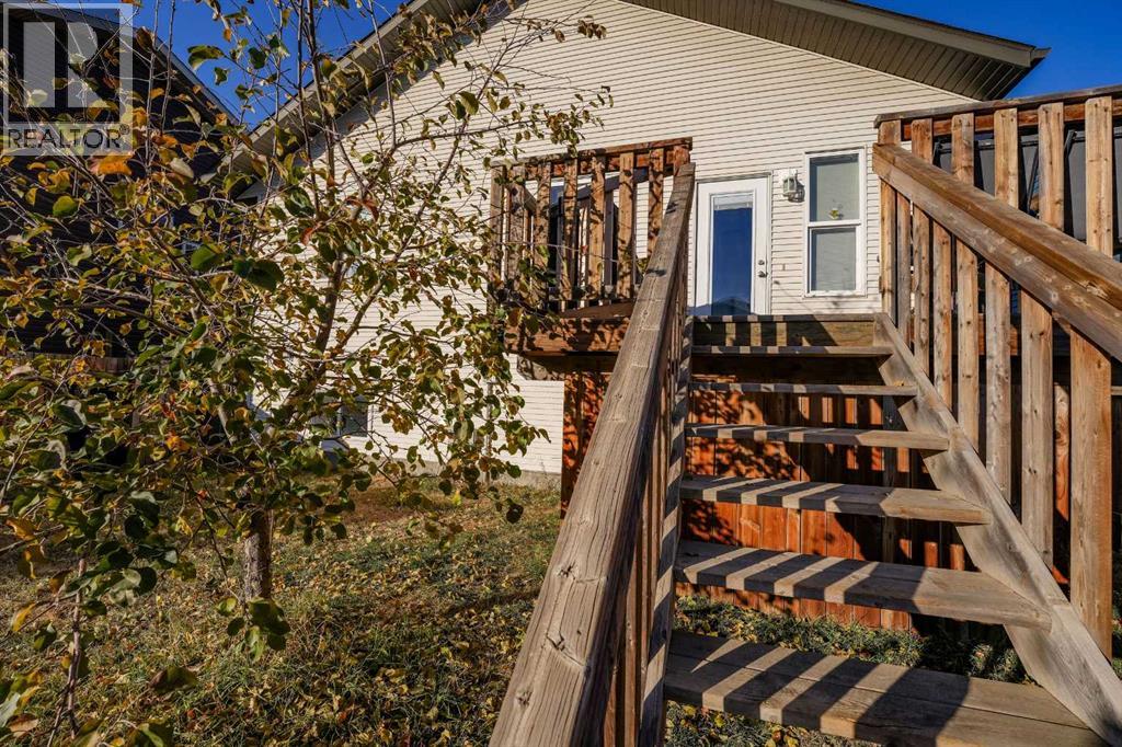 93 Eastpointe Drive, Blackfalds, Alberta  T4M 0B1 - Photo 30 - A2268419