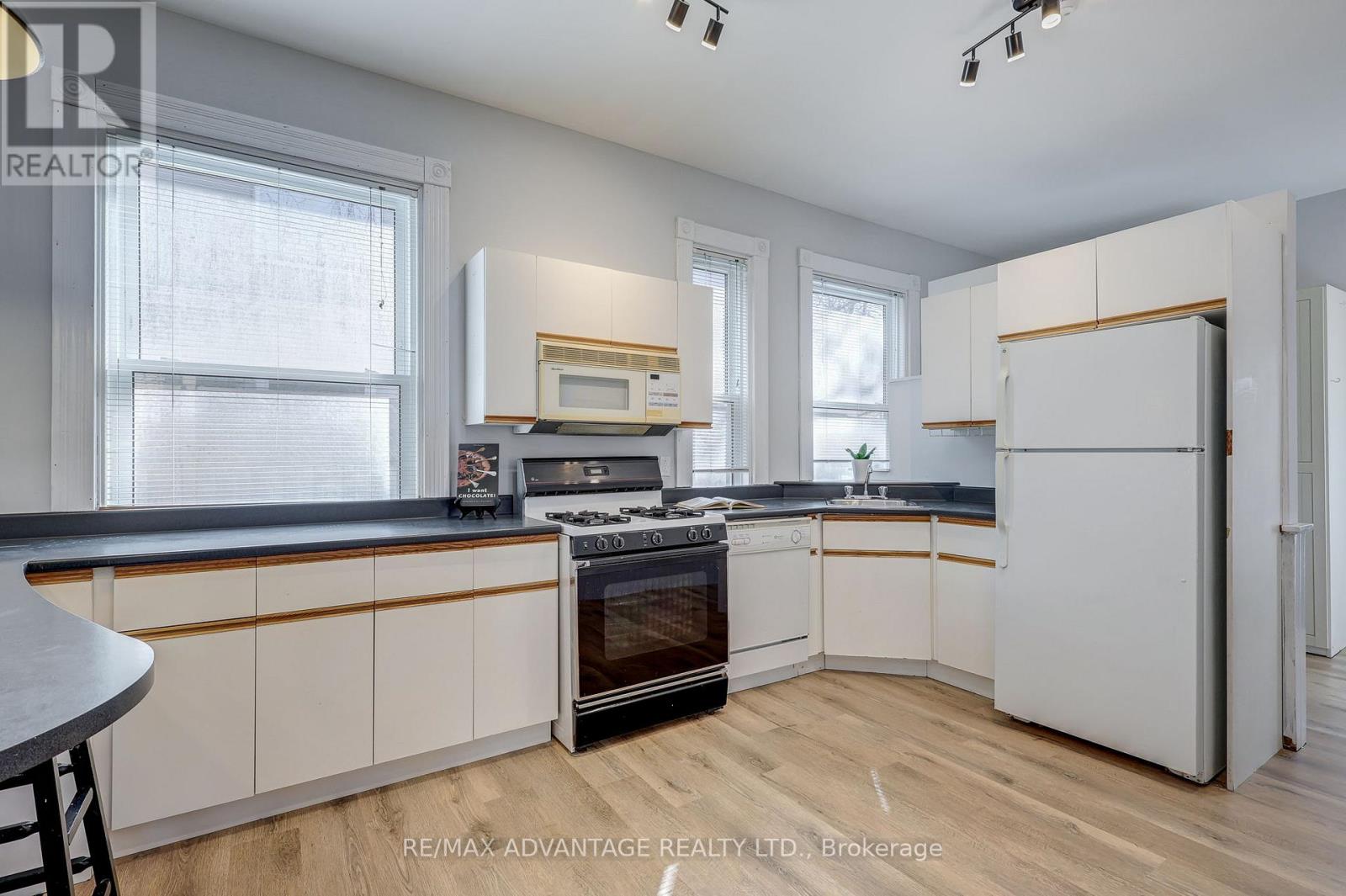 11 Josephine Street, London South, Ontario  N5Z 3N7 - Photo 25 - X12524776