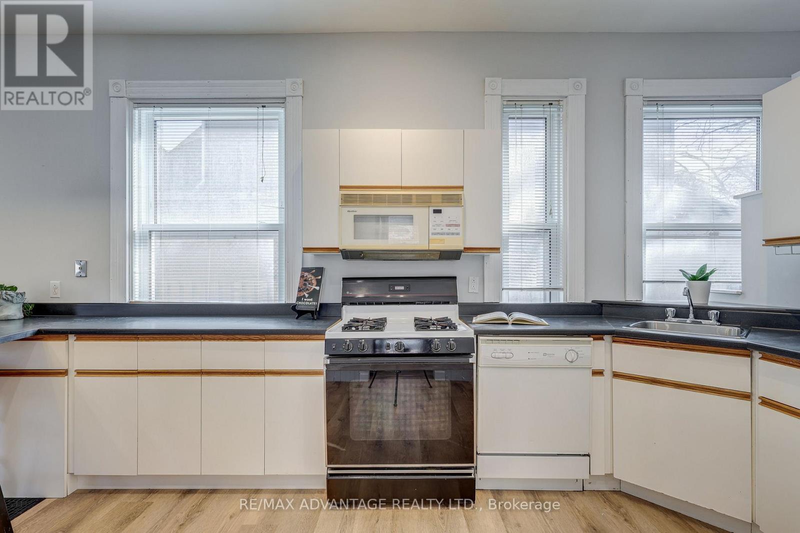 11 Josephine Street, London South, Ontario  N5Z 3N7 - Photo 26 - X12524776