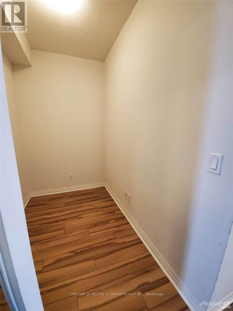 1003 - 75 Eglinton Avenue W, Mississauga, Ontario  L5R 0E5 - Photo 12 - W12524736