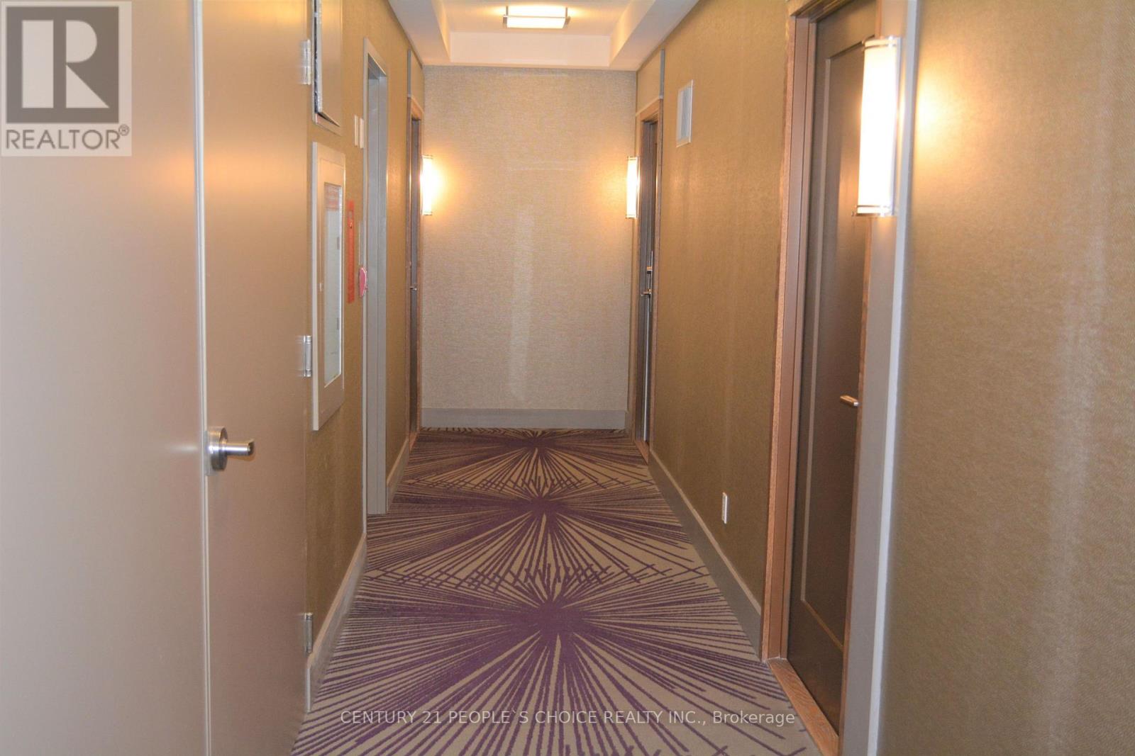 1003 - 75 Eglinton Avenue W, Mississauga, Ontario  L5R 0E5 - Photo 4 - W12524736