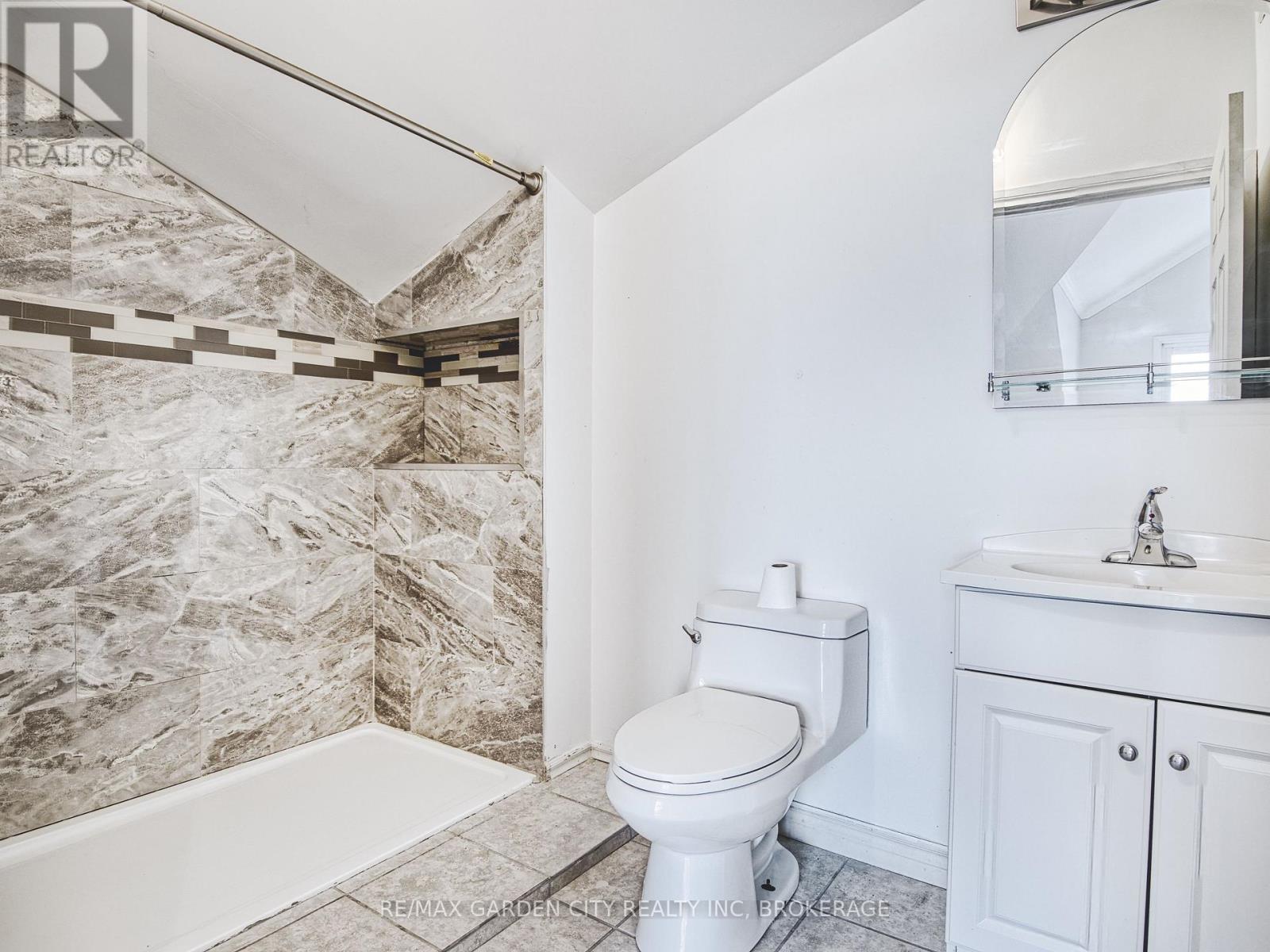 33260 Pettit Road, Wainfleet, Ontario  L0S 1V0 - Photo 14 - X12524790