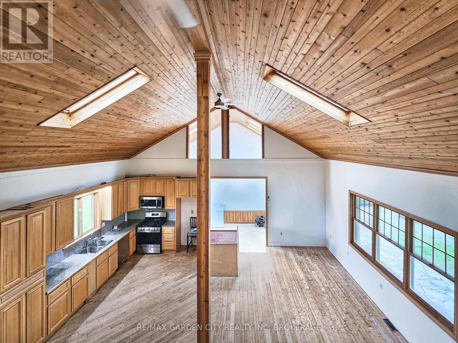 33260 Pettit Road, Wainfleet, Ontario  L0S 1V0 - Photo 18 - X12524790