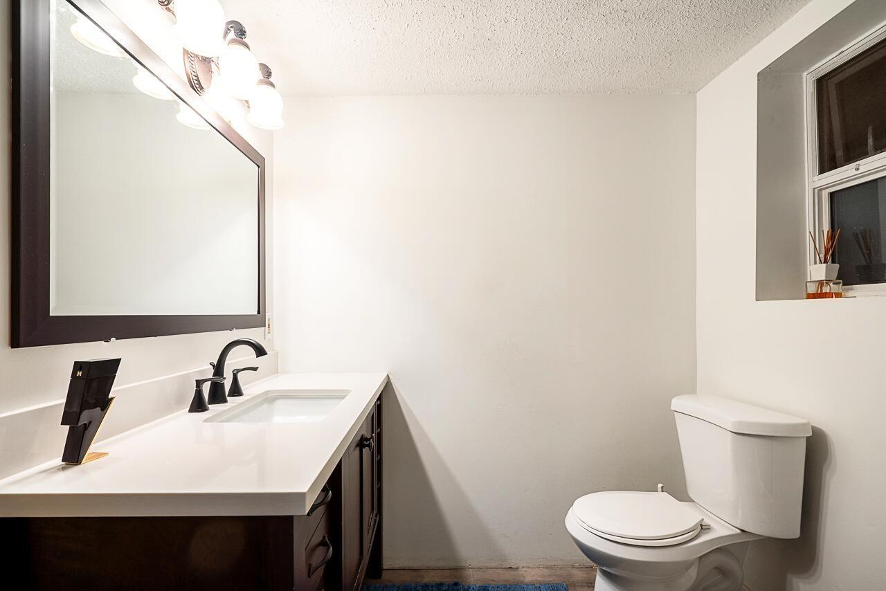 11707 82b Avenue, Delta, British Columbia V4C 2E8 - Photo 23 - R3064131