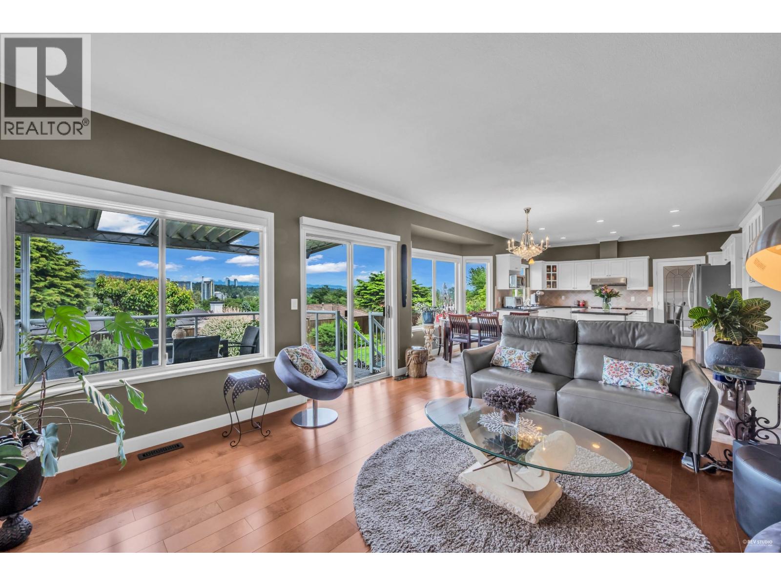 7548 Sequoia Road, Burnaby, British Columbia V3N 4W9 - Photo 4 - R3065826