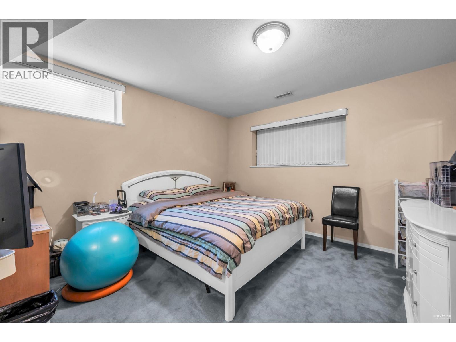 7548 Sequoia Road, Burnaby, British Columbia V3N 4W9 - Photo 31 - R3065826