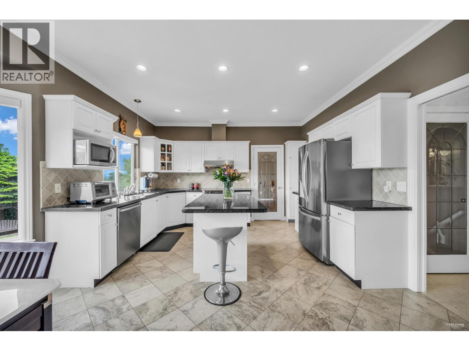 7548 Sequoia Road, Burnaby, British Columbia V3N 4W9 - Photo 18 - R3065826