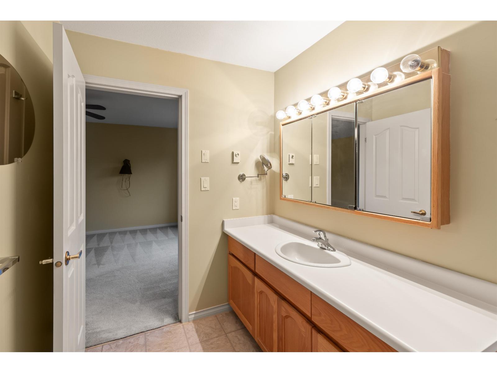 39 3115 Trafalgar Street, Abbotsford, British Columbia  V2S 8C5 - Photo 28 - R3065460