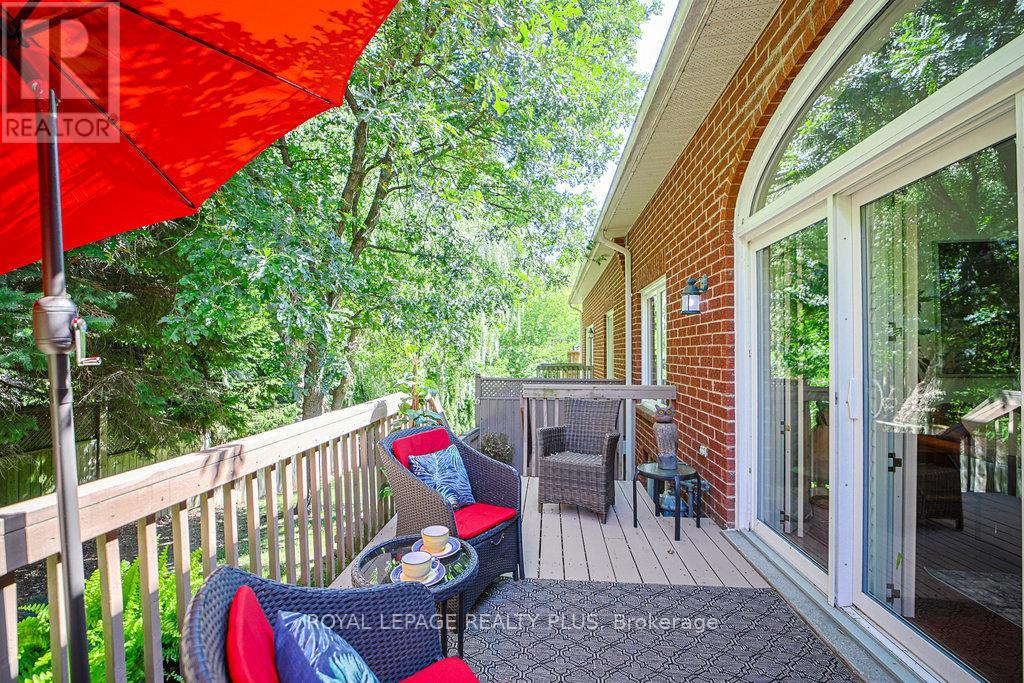 6 - 1010 Cristina Court, Mississauga, Ontario  L5J 4T7 - Photo 43 - W12405403