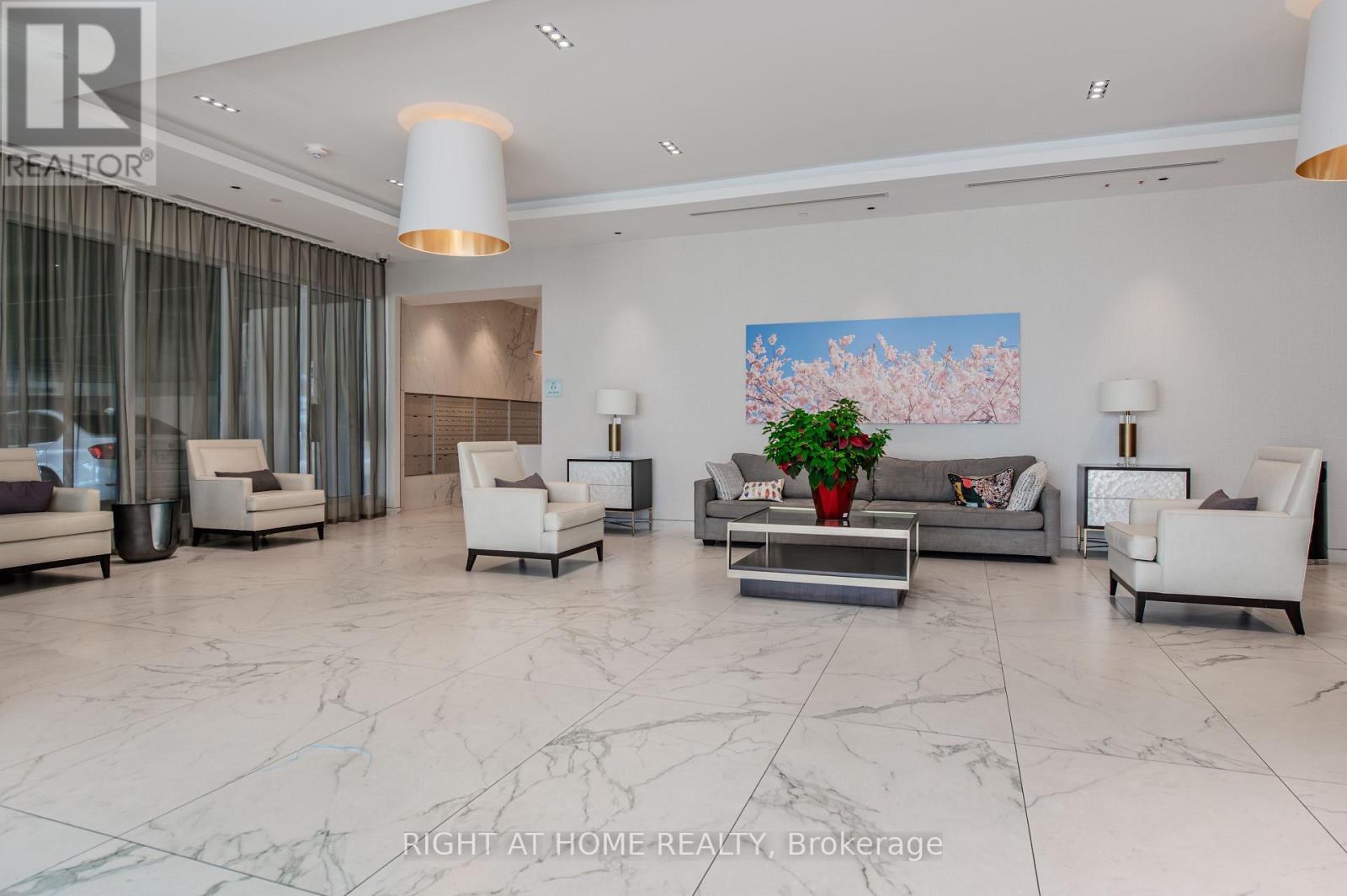 1806 - 1926 Lake Shore Boulevard W, Toronto, Ontario M6S 0B1 - Photo 5 - W12481797