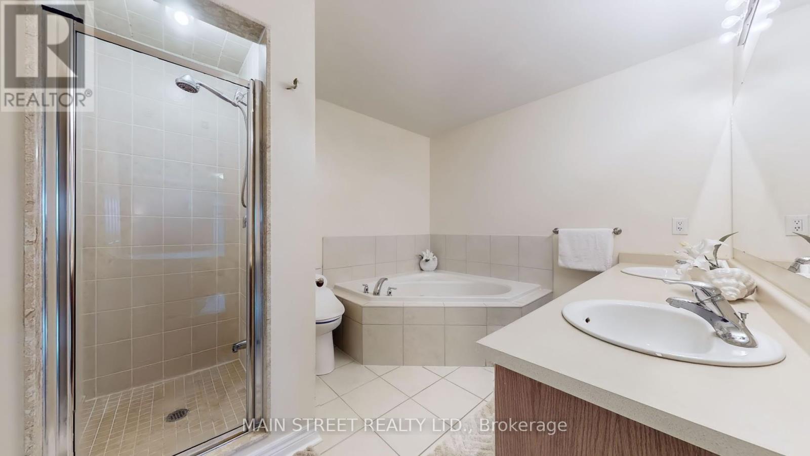 10 - 8900 Bathurst Street, Vaughan, Ontario  L4J 8A7 - Photo 22 - N12496162