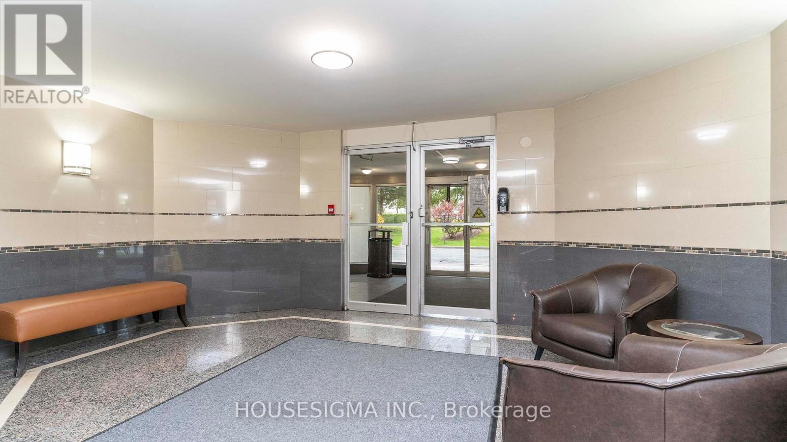 610 - 1105 Jalna Boulevard, London South, Ontario  N6E 2S9 - Photo 5 - X12524810