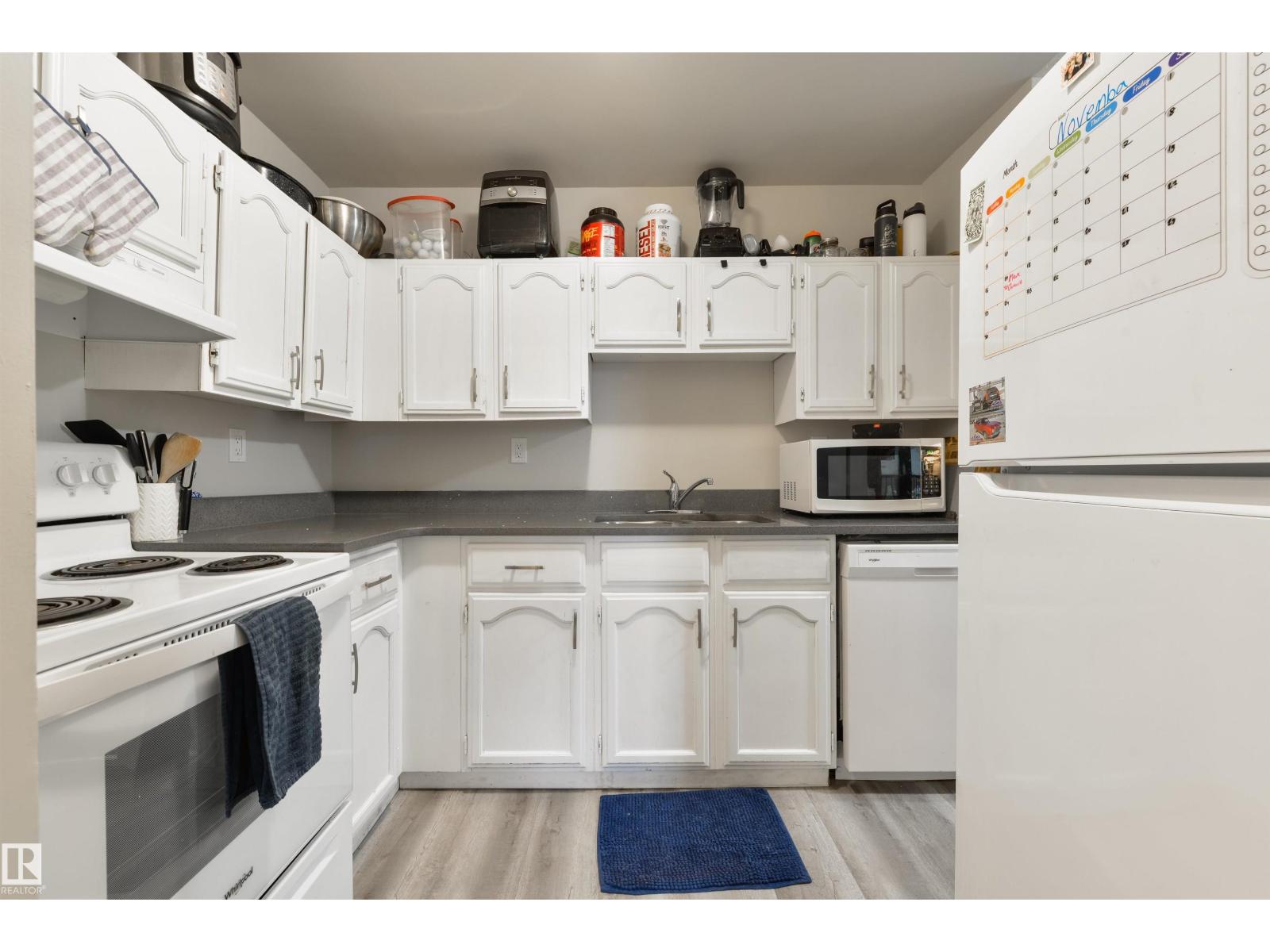 #908 10145 109 St Nw, Edmonton, Alberta T5J 3M5 - Photo 11 - E4465168