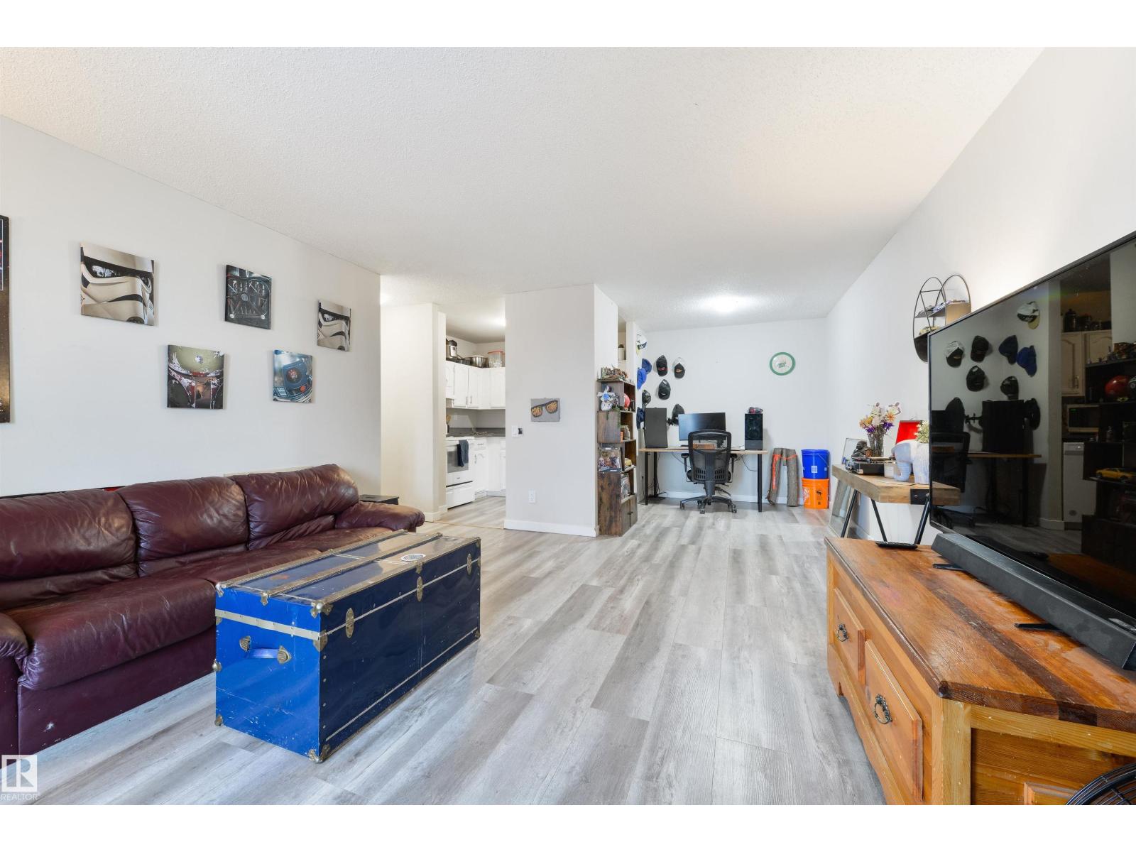 #908 10145 109 St Nw, Edmonton, Alberta T5J 3M5 - Photo 7 - E4465168