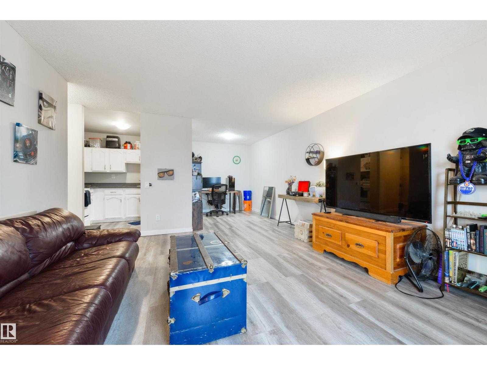 #908 10145 109 St Nw, Edmonton, Alberta T5J 3M5 - Photo 8 - E4465168