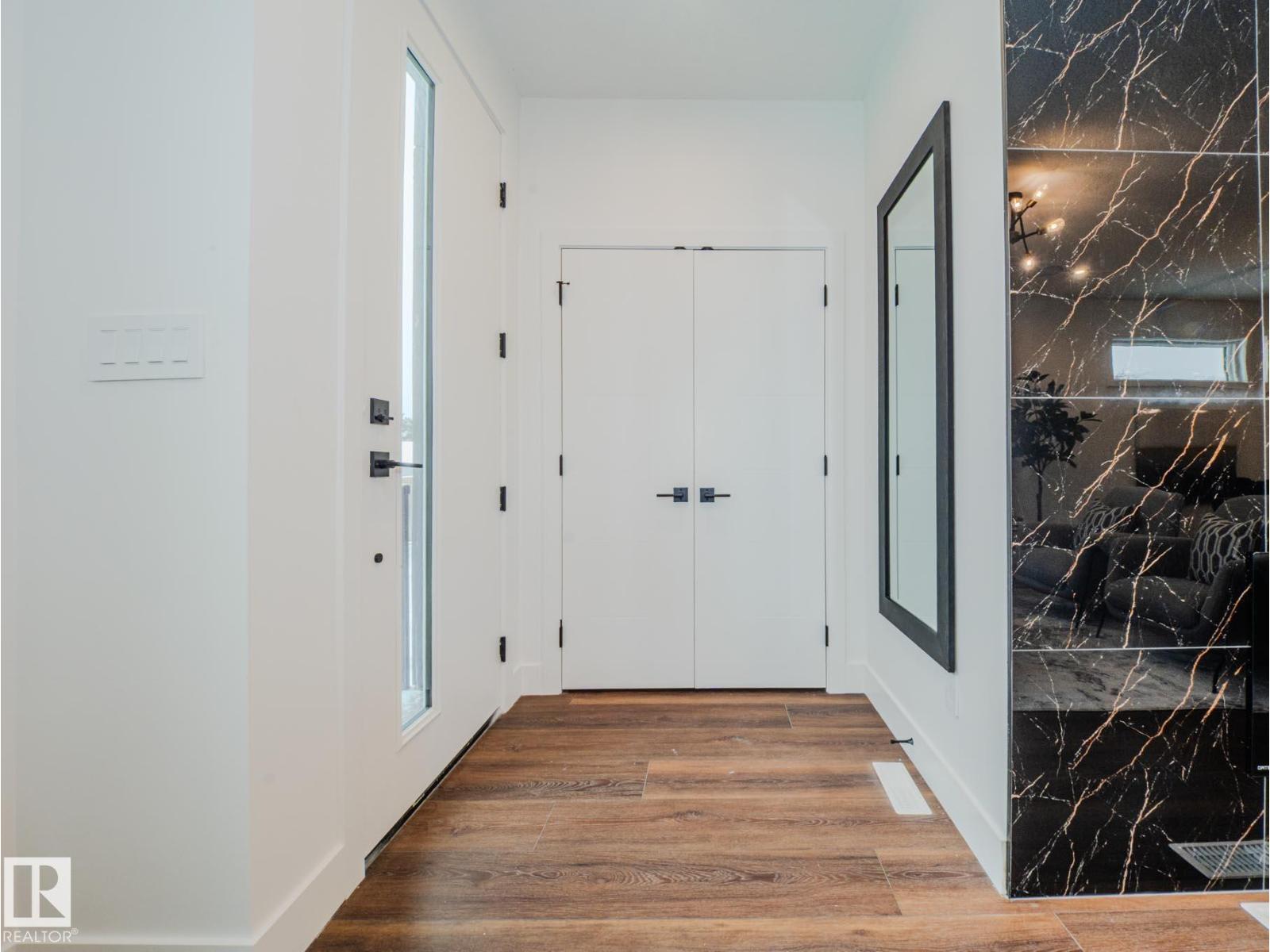 7607 98 Av Nw, Edmonton, Alberta  T6A 0B3 - Photo 4 - E4465169