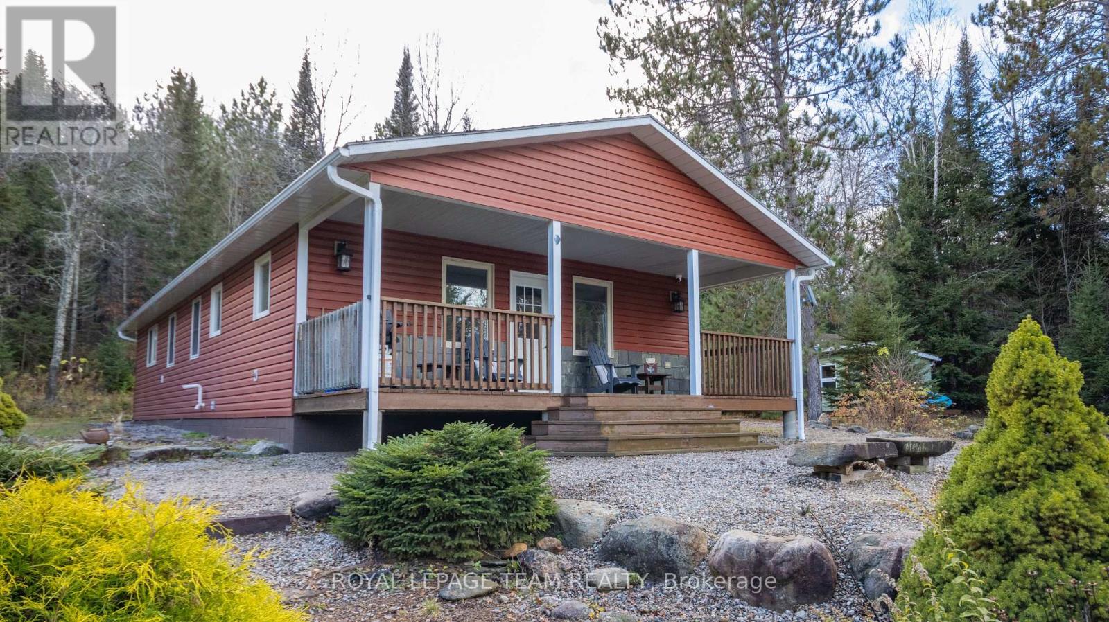 21 Dave Bowers Lane, South Algonquin, Ontario  K0J 2M0 - Photo 6 - X12524824