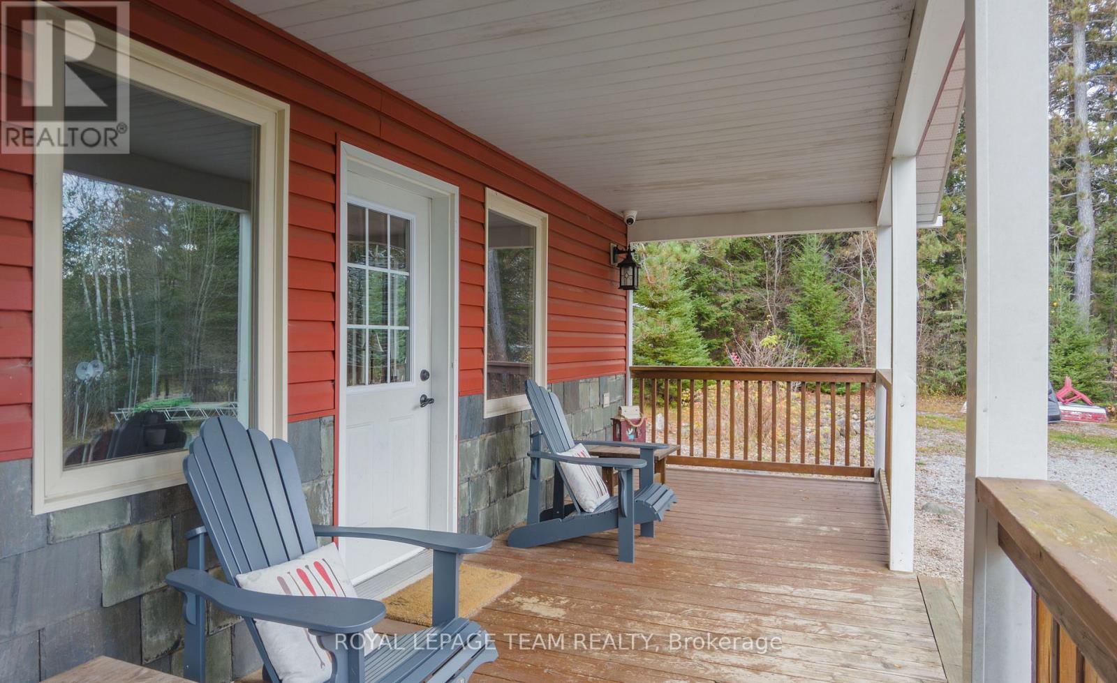 21 Dave Bowers Lane, South Algonquin, Ontario  K0J 2M0 - Photo 9 - X12524824