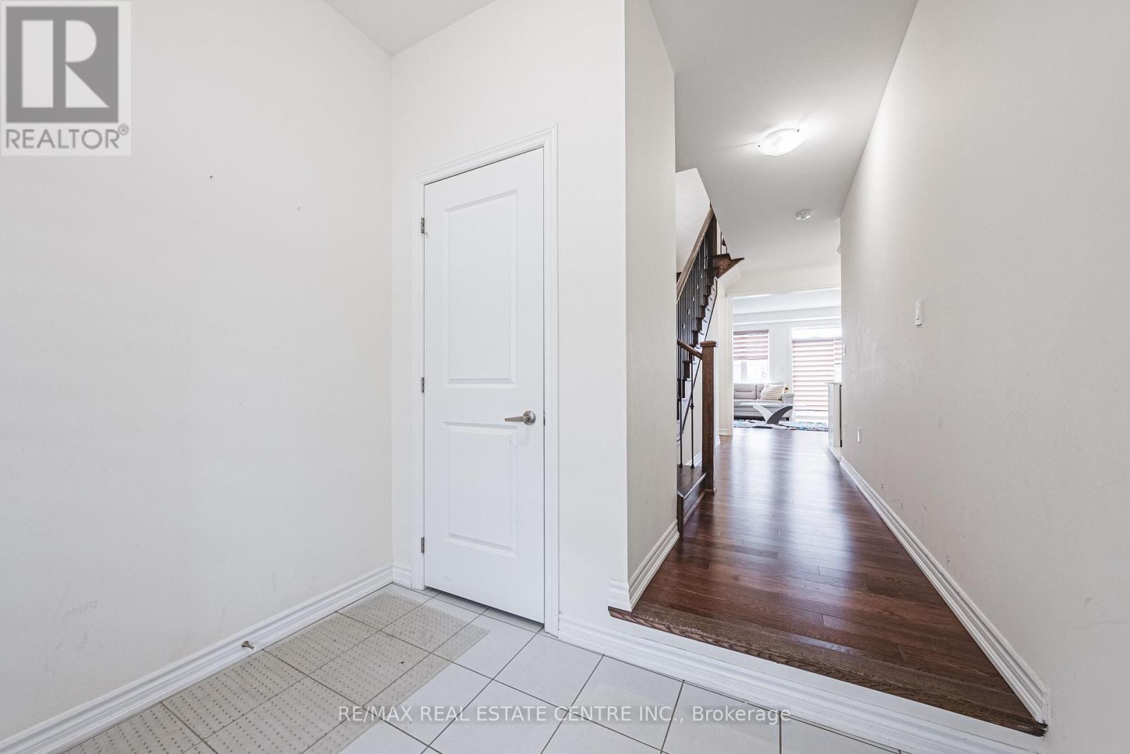 12 Spiers Road, Erin, Ontario N0B 1T0 - Photo 4 - X12524784