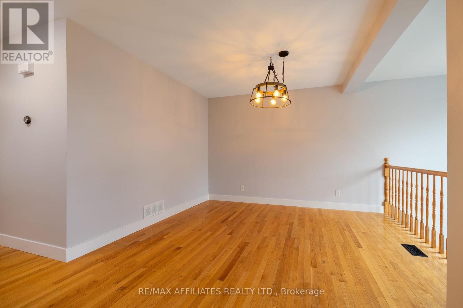 1687 Tache Way, Ottawa, Ontario  K4A 2T5 - Photo 10 - X12524820