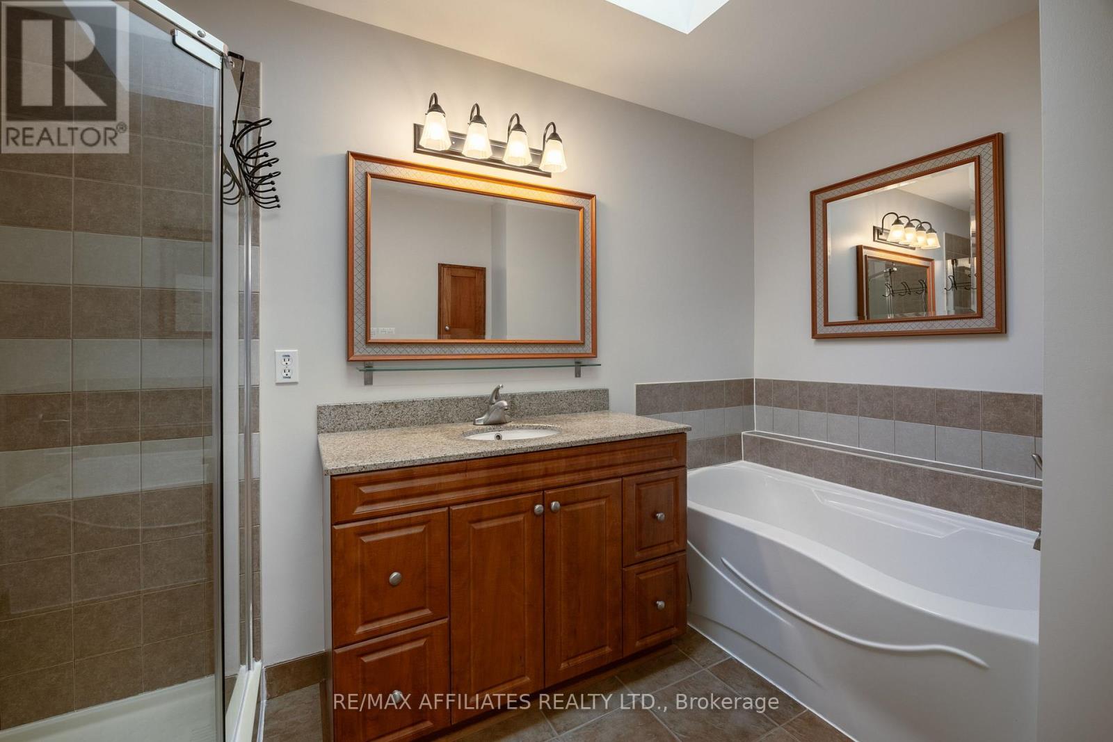 1687 Tache Way, Ottawa, Ontario  K4A 2T5 - Photo 28 - X12524820