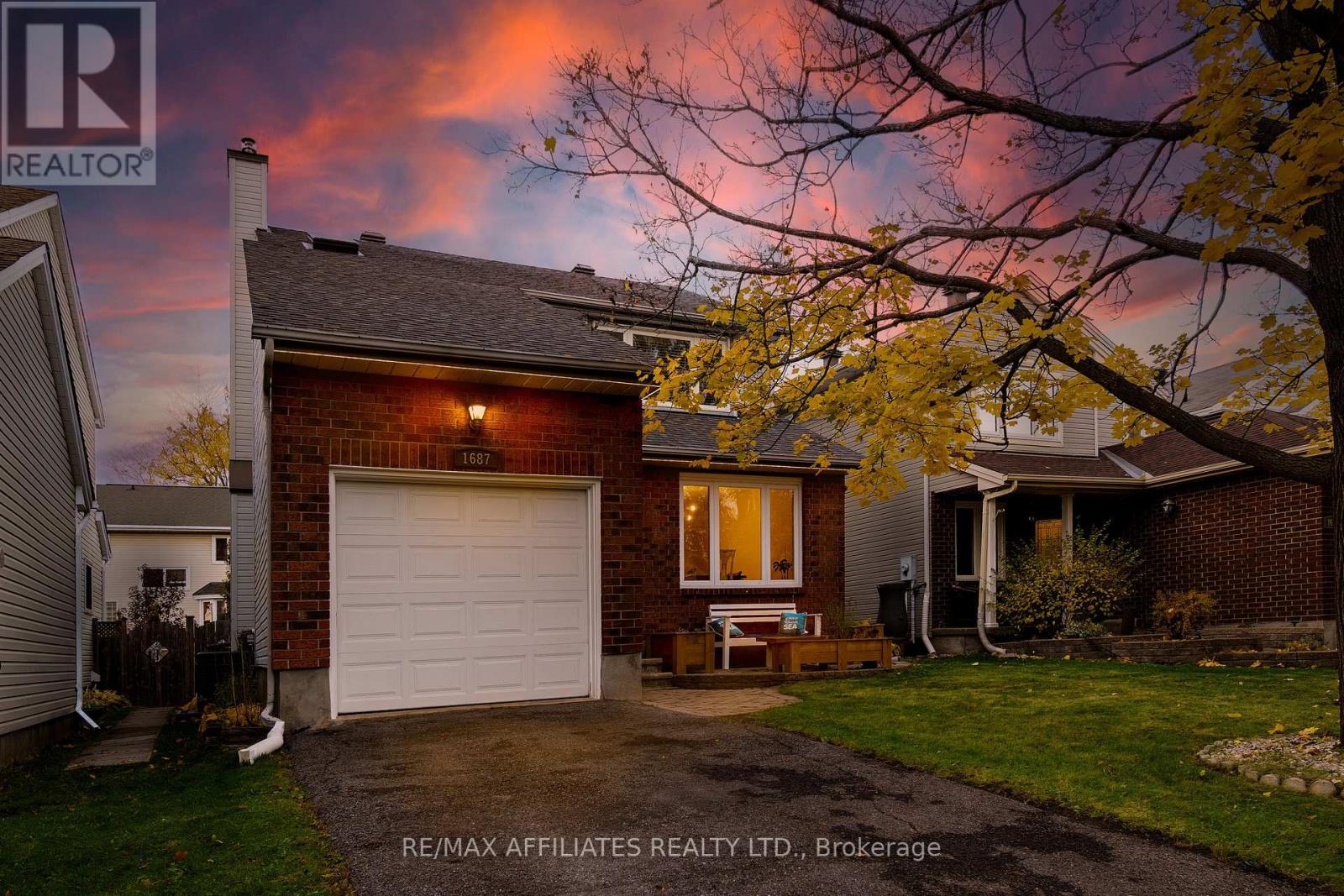 1687 Tache Way, Ottawa, Ontario  K4A 2T5 - Photo 3 - X12524820