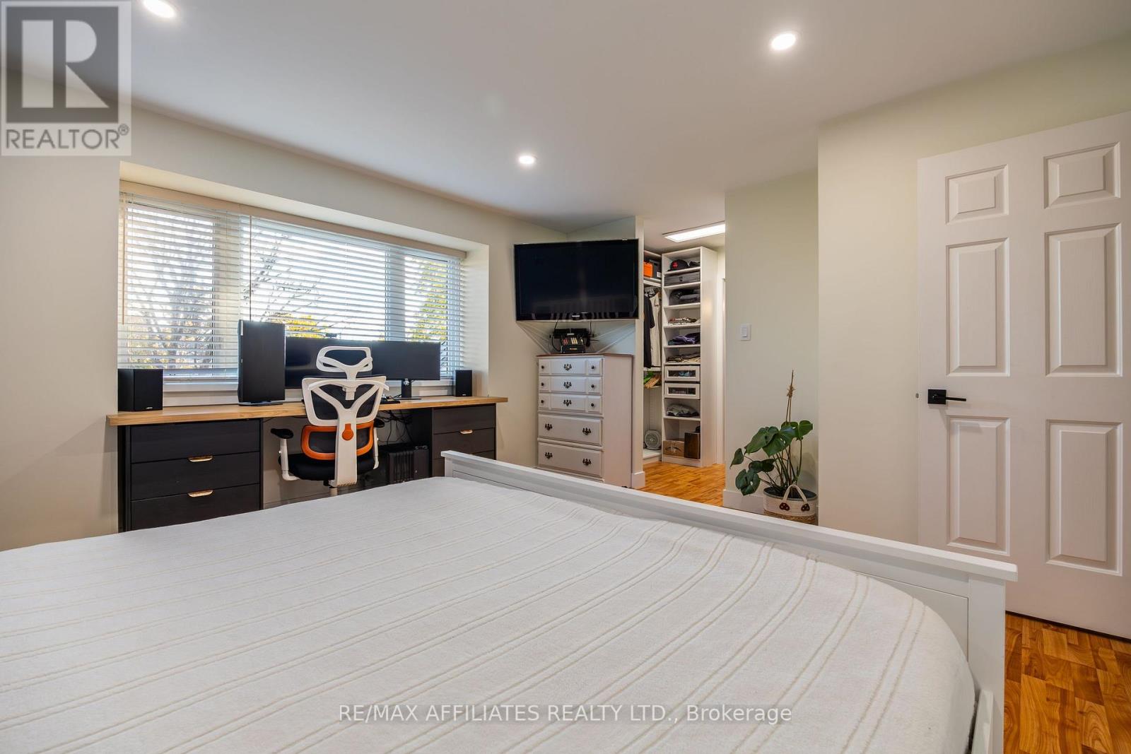 1687 Tache Way, Ottawa, Ontario  K4A 2T5 - Photo 31 - X12524820