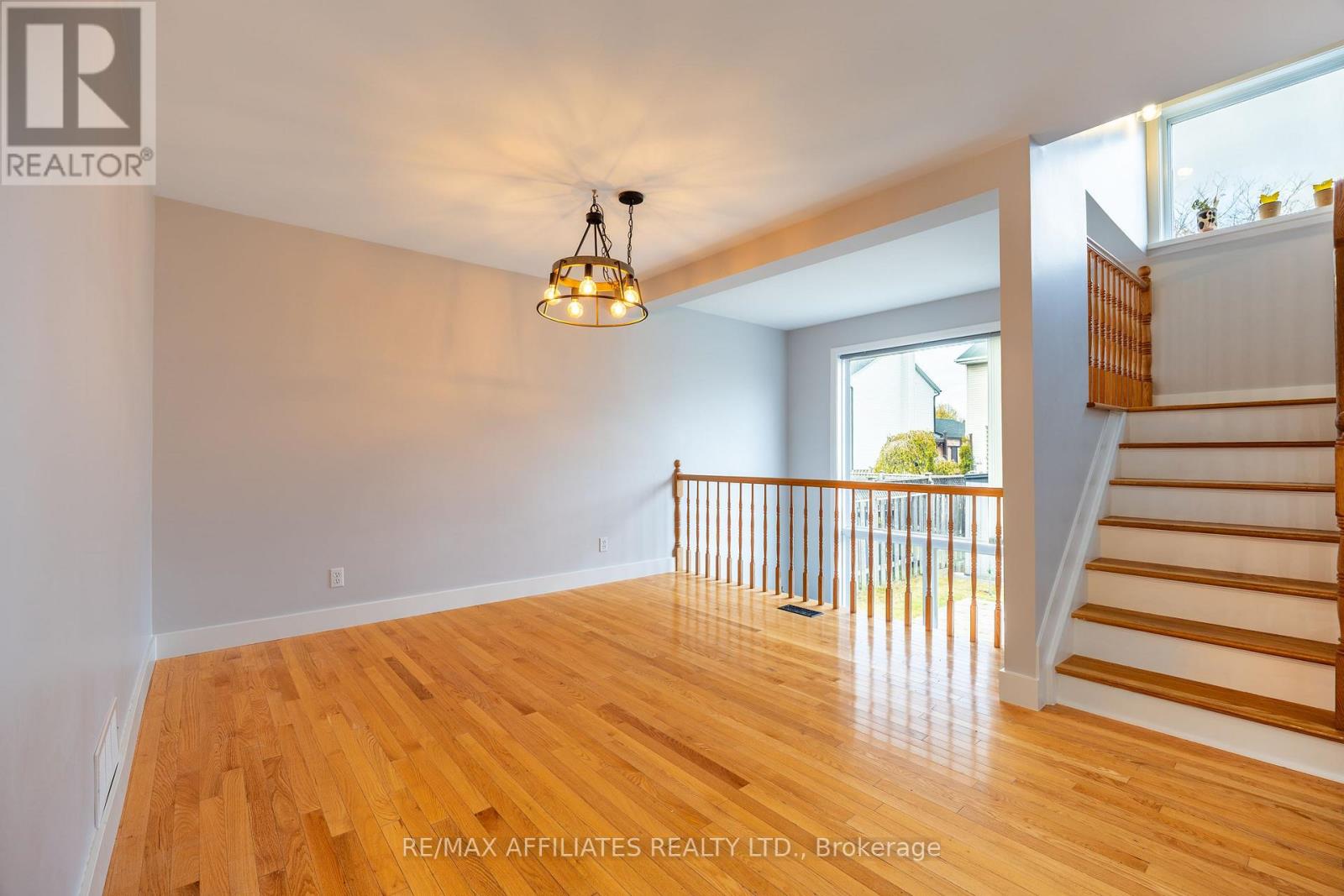 1687 Tache Way, Ottawa, Ontario  K4A 2T5 - Photo 8 - X12524820