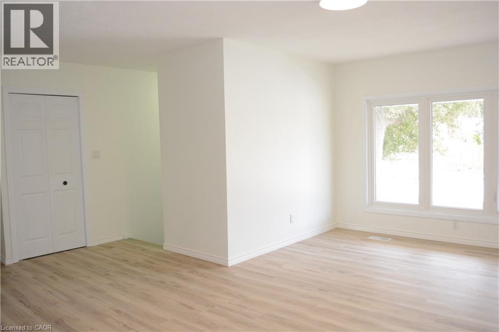 142 Longwood Drive Unit# Unit 1, Waterloo, Ontario N2L 4B9 - Photo 10 - 40785448