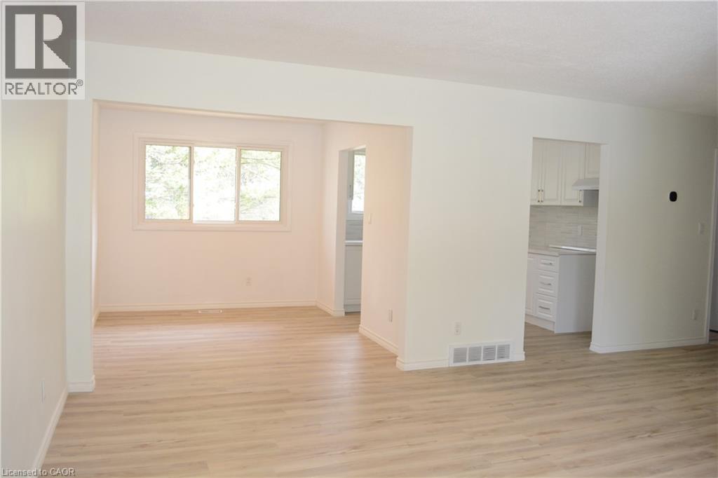 142 Longwood Drive Unit# Unit 1, Waterloo, Ontario N2L 4B9 - Photo 12 - 40785448