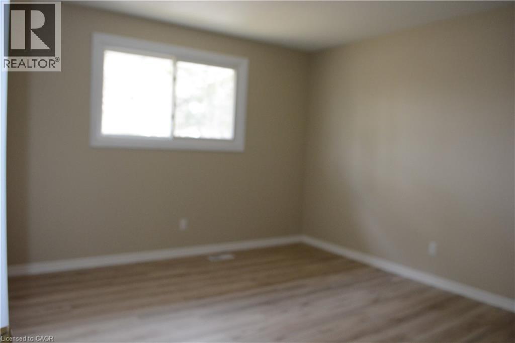 142 Longwood Drive Unit# Unit 1, Waterloo, Ontario N2L 4B9 - Photo 14 - 40785448