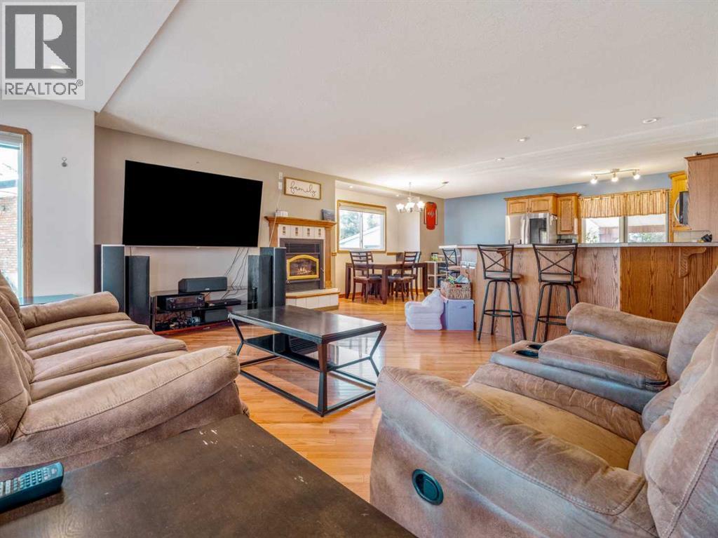 6023 51 Street, Taber, Alberta  T1G 1K5 - Photo 5 - A2263636