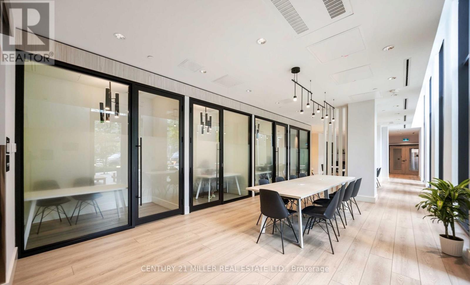 1104 - 30 Tretti Way, Toronto, Ontario  M3H 0E3 - Photo 11 - C12524814