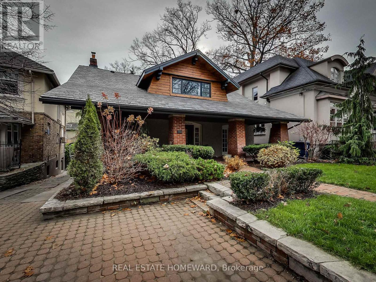 15 PINE CRESCENT, Toronto, Ontario