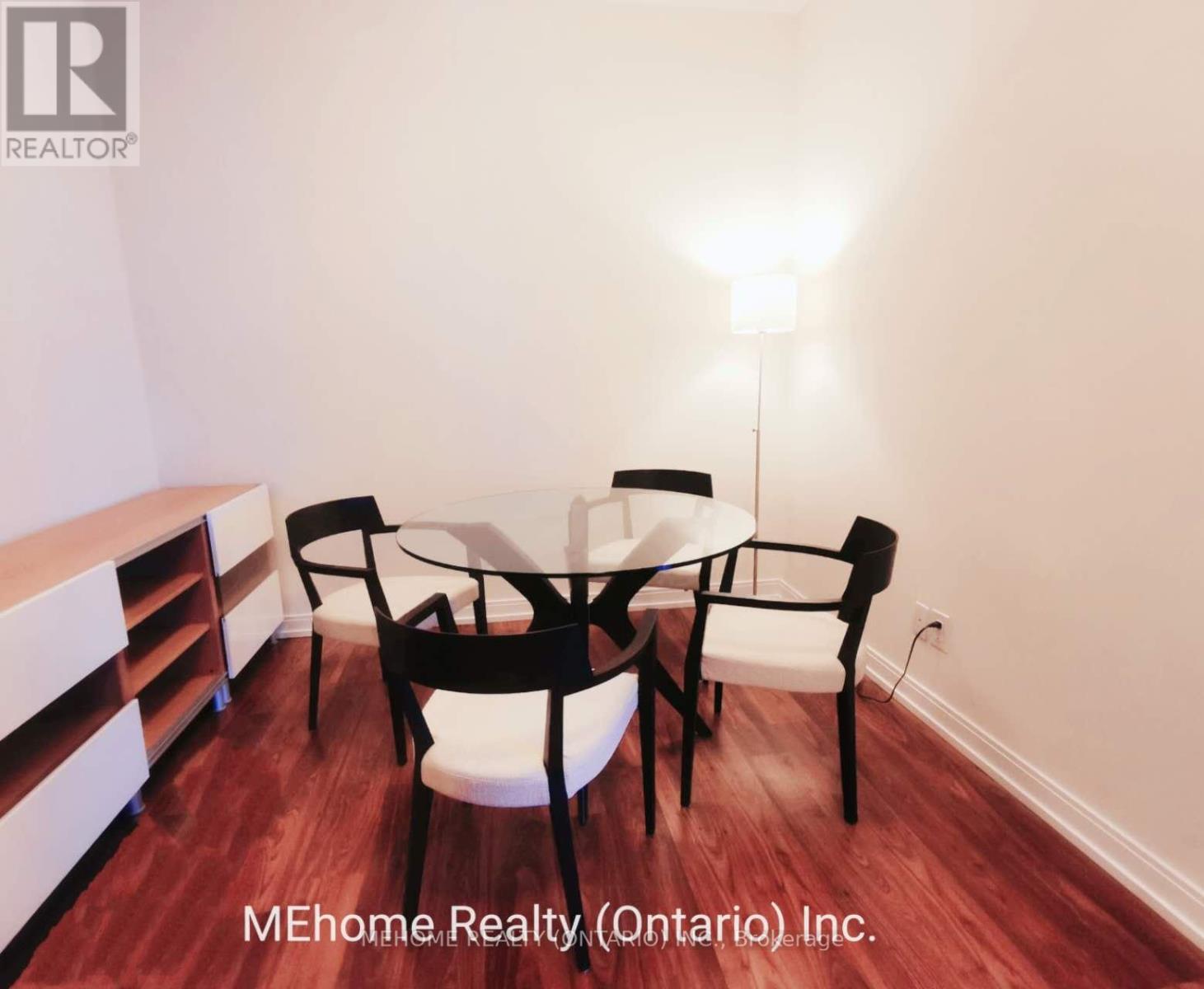 2207 - 151 Village Green Square, Toronto, Ontario M1S 0K5 - Photo 2 - E12516324