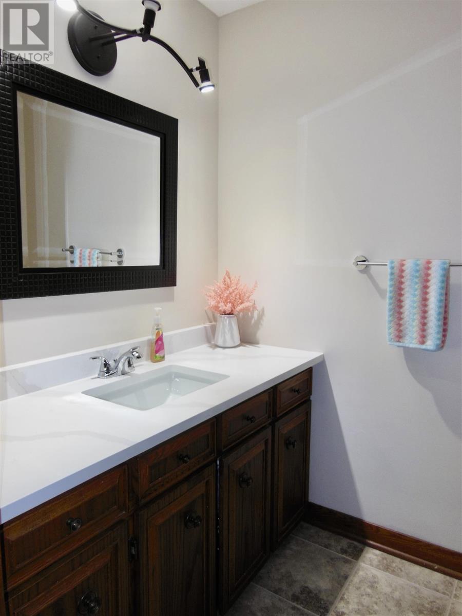 471 Macdonald Ave, Sault Ste Marie, Ontario  P6B 1H8 - Photo 47 - SM252960