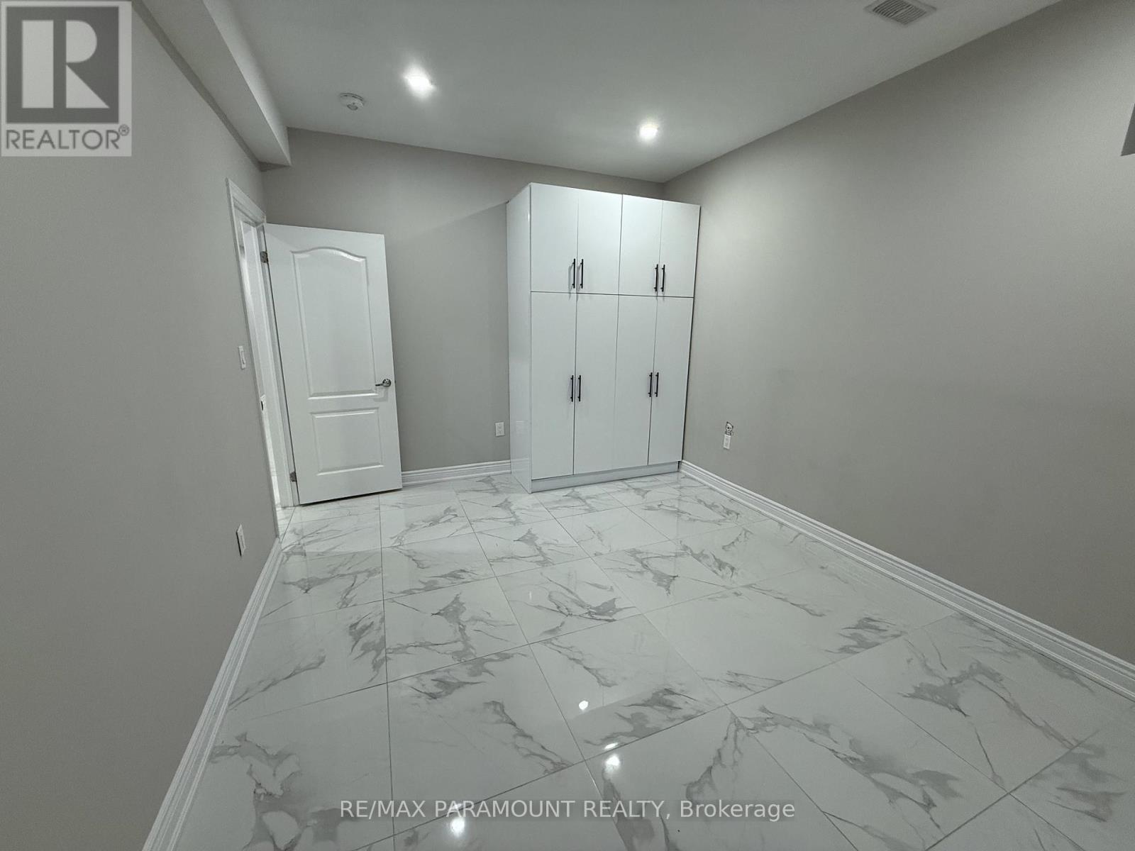 19 Abigail Grace Crescent, Brampton, Ontario  L6X 5R2 - Photo 12 - W12524808